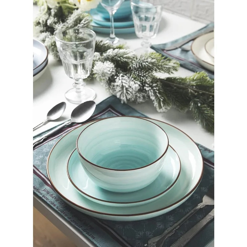 18-Piece Porcelain Round Dinnerware Set